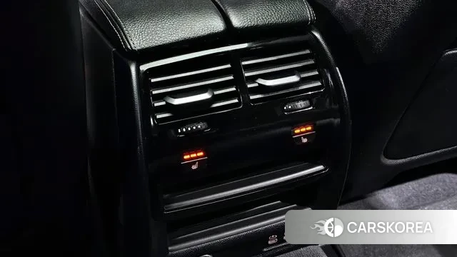 BMW 5 Series (G30) id 3438710 из Кореи 8