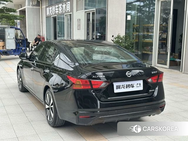 Nissan Teana id 4328903 из Китая 8