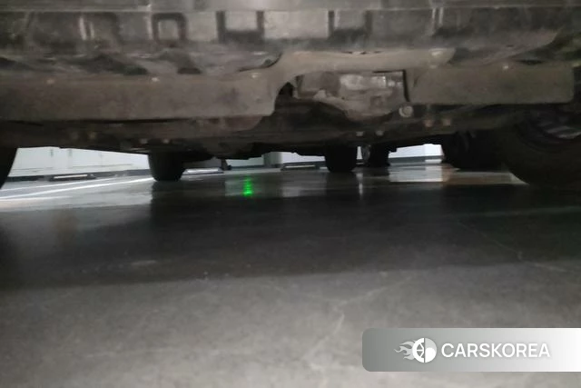 Toyota Elfa id 4258055 из Китая 8