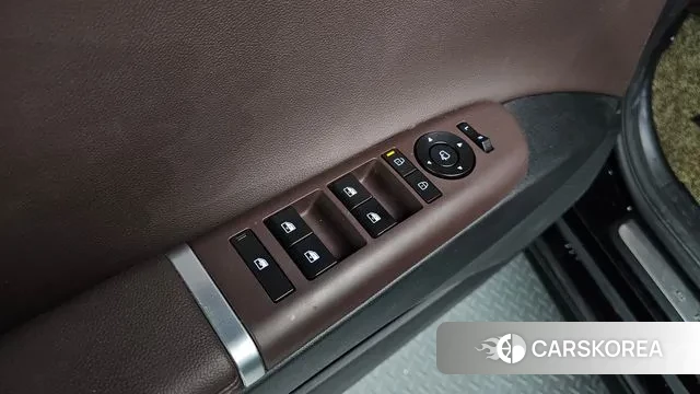 Hyundai Grandeur (GN7) id 3502967 из Кореи 8