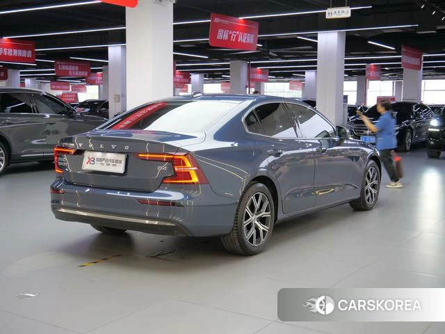 Volvo S60 id 4214058 из Китая 8