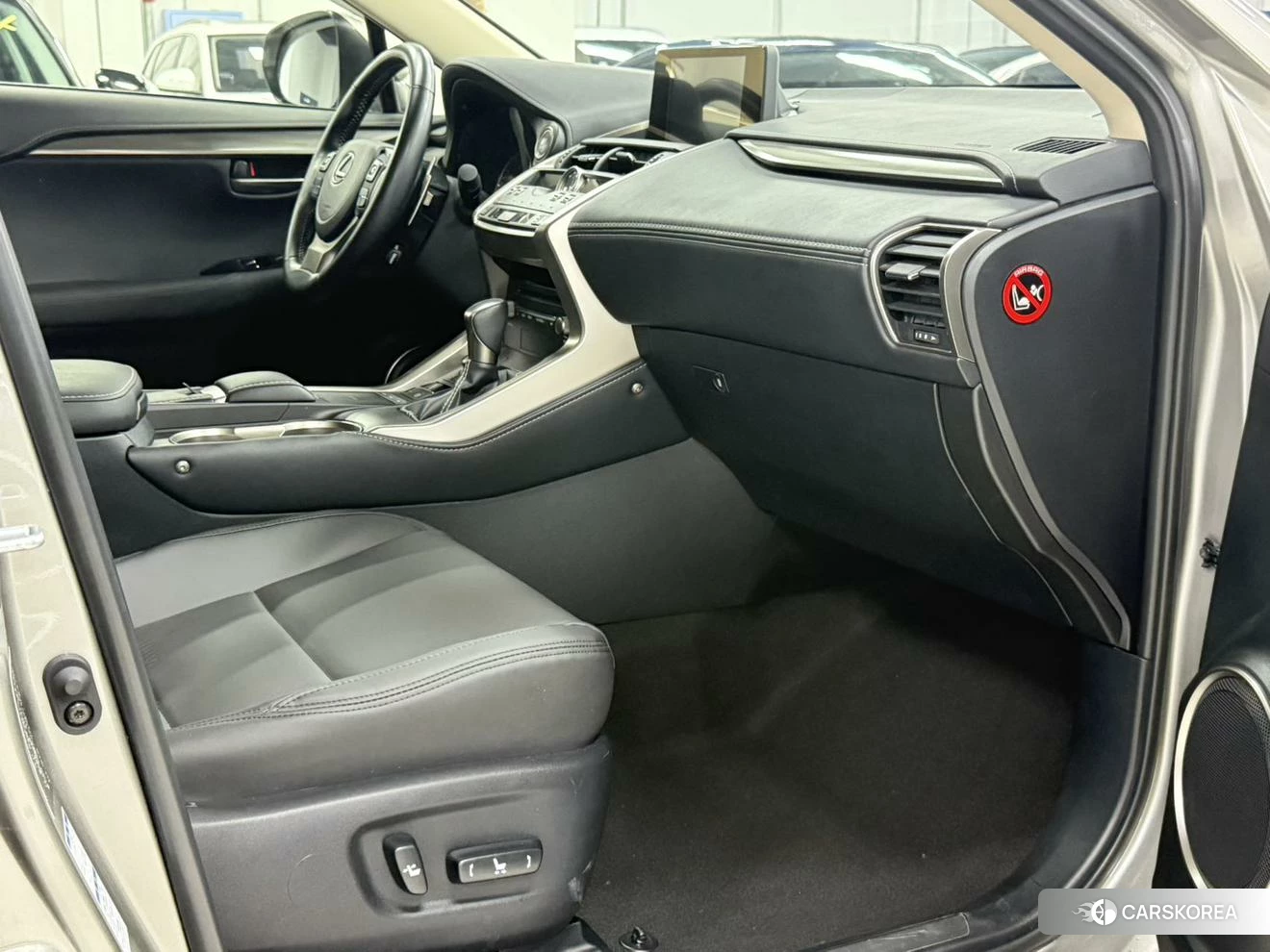 Lexus NX id 4513595 из Китая 8