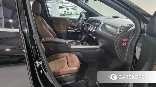 Mercedes-Benz GLA - Class H247 id 4833982 из Кореи 8