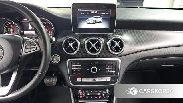 Mercedes-Benz GLA-Class X156 id 3134236 из Кореи 8