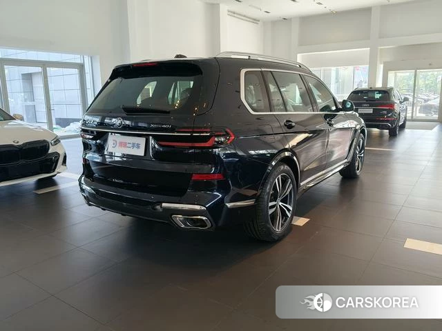 BMW X7 id 4320905 из Китая 8