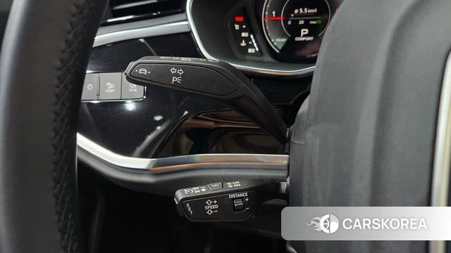 Audi Q3 (F3) id 4603487 из Кореи 8