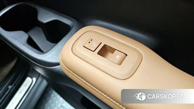 Hyundai Santa Fe (MX5) id 3739590 из Кореи 8