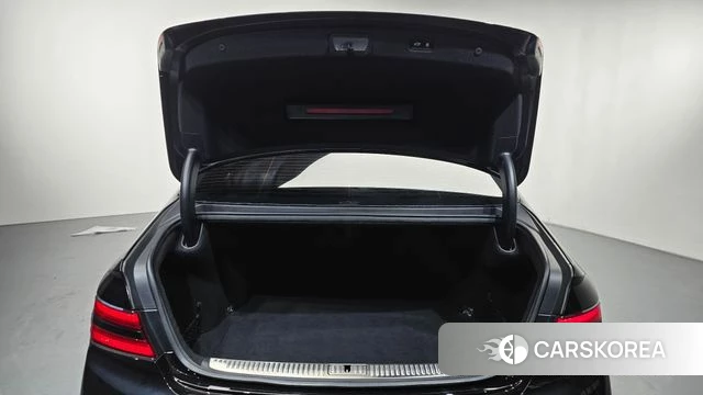 Genesis G90 id 4481941 из Кореи 8