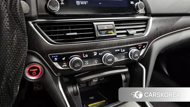 Honda Accord 10th Generation id 3094352 из Кореи 8