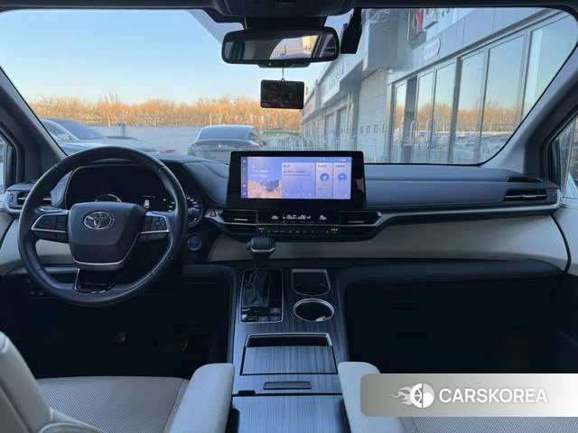 Toyota Saina id 4276007 из Китая 8