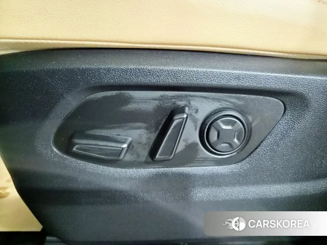 Hyundai Staria id 4016829 из Кореи 8