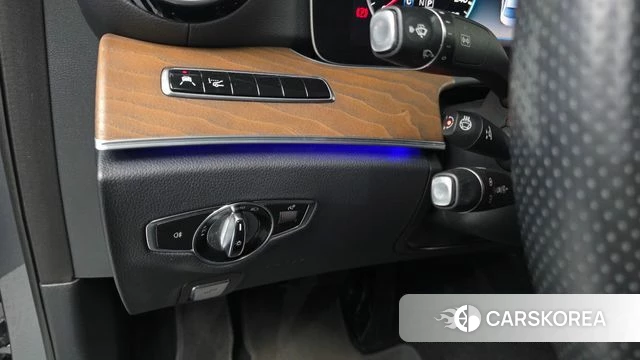 Mercedes-Benz E-Class W213 id 4856461 из Кореи 8
