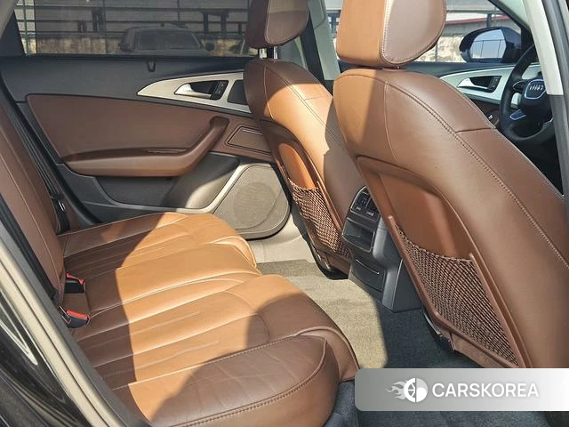 Audi A6L id 4212437 из Китая 8