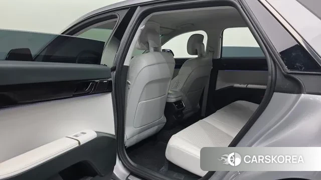 Hyundai Grandeur (GN7) id 3614653 из Кореи 8