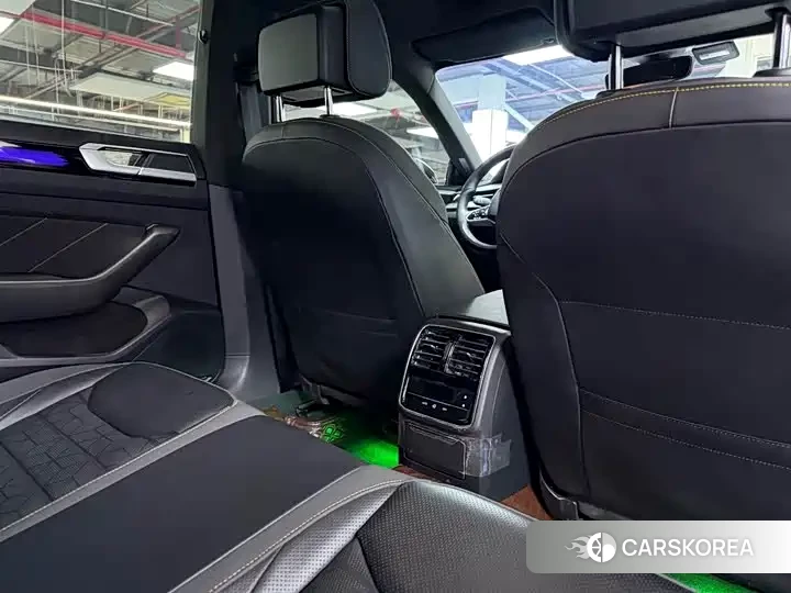 Volkswagen Arteon (CC) id 4607090 из Китая 8