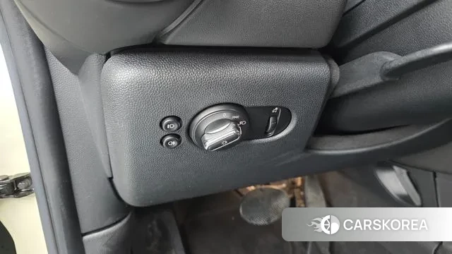 Mini Cooper id 3479938 из Кореи 8