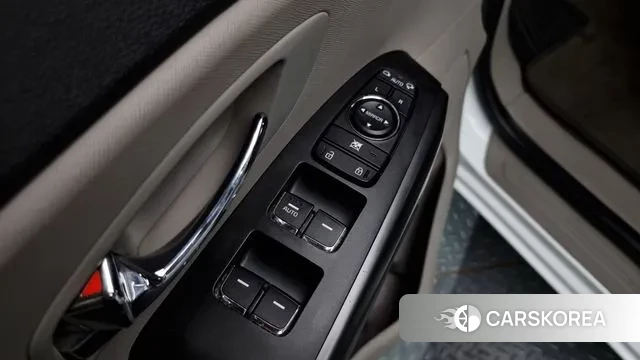 Kia The New Carnival id 3429138 из Кореи 8