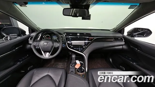 Toyota Camry (XV70) id 2679010 из Кореи 8