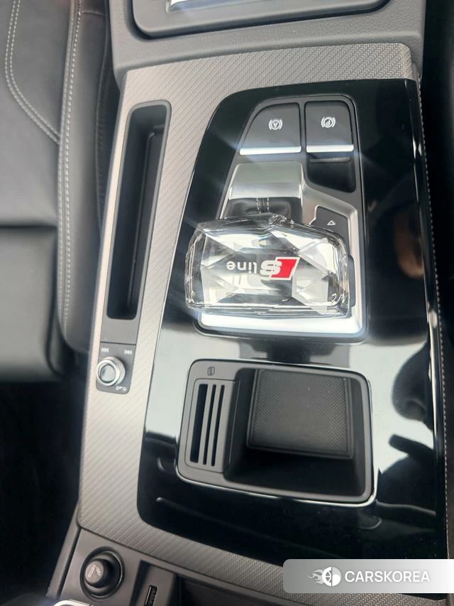 Audi Q5L id 4265865 из Китая 8