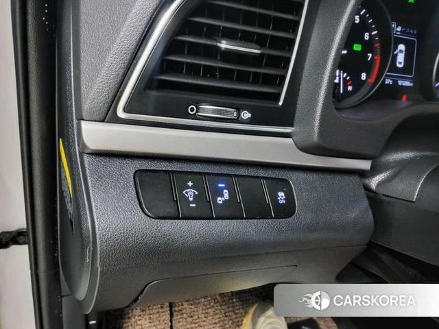 Hyundai Avante AD id 4672758 из Кореи 8