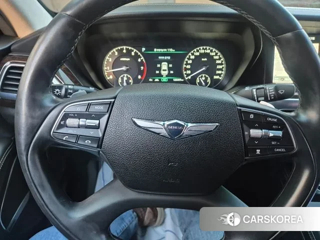 Genesis G90 id 3573597 из Кореи 8