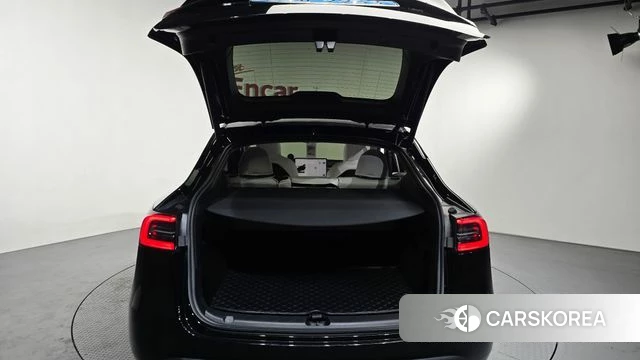 Tesla Model Y id 4414169 из Кореи 8