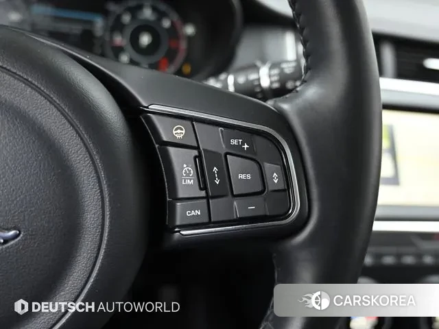 Jaguar E-PACE id 3396523 из Кореи 8