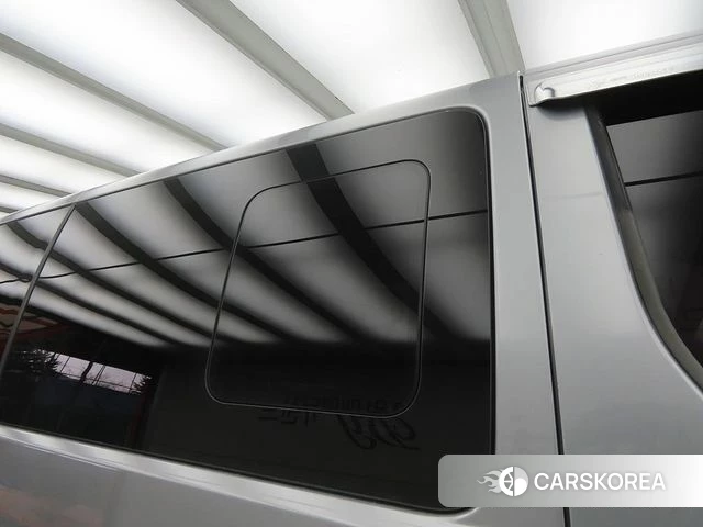 Hyundai The New Grand Starex id 3795322 из Кореи 8