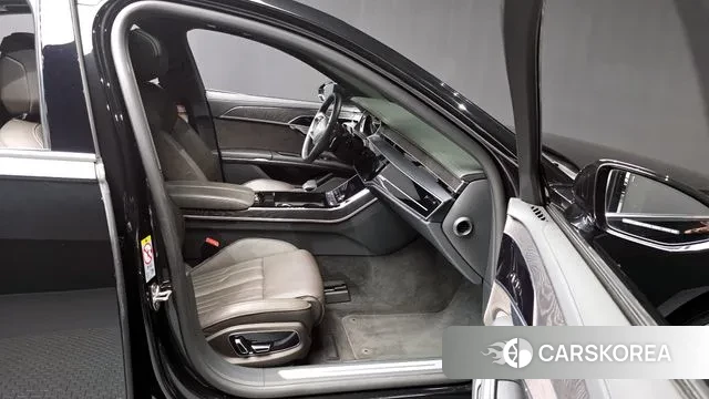 Audi A8 (D5) id 3482839 из Кореи 8