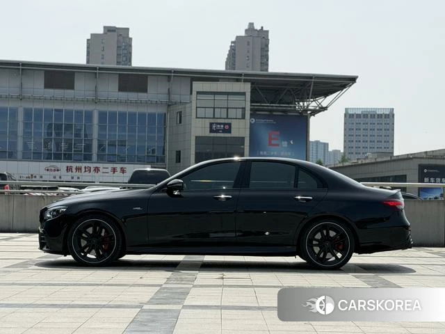 Mercedes-Benz E-class AMG id 4259964 из Китая 8