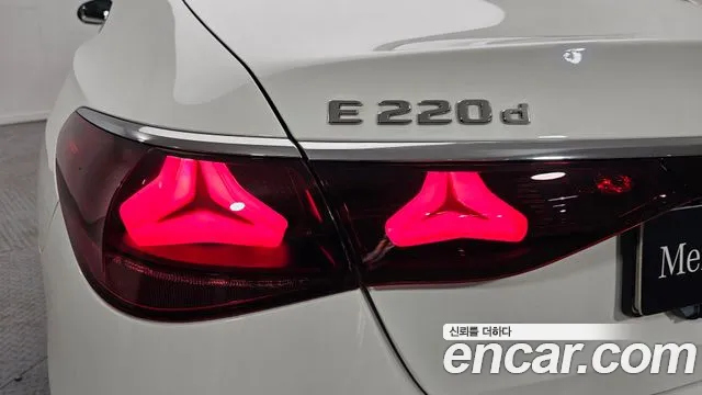 Mercedes-Benz E-Class W214 id 2815882 из Кореи 8