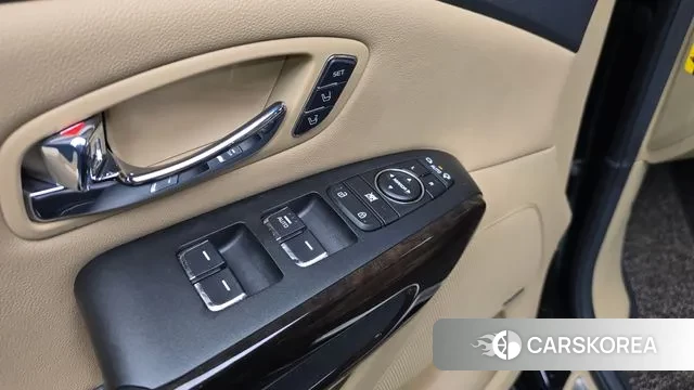 Kia The New Carnival id 3444347 из Кореи 8