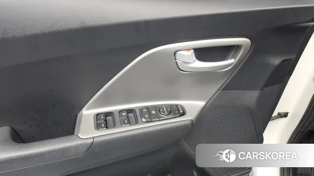 Kia Niro id 3500105 из Кореи 8