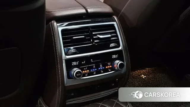 BMW 7 Series (G11) id 3703872 из Кореи 8