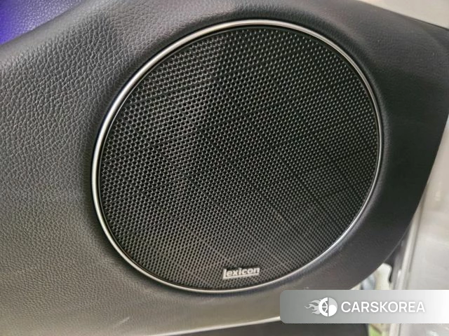 Genesis GV70 id 4330836 из Кореи 8