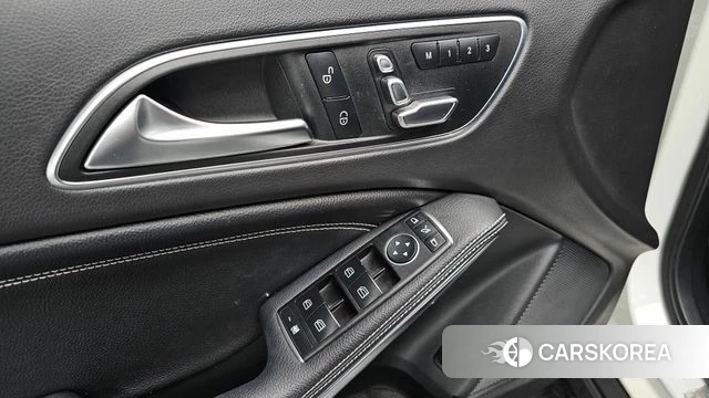 Mercedes-Benz GLA-Class X156 id 3853944 из Кореи 8