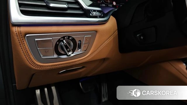 BMW 7 Series (G11) id 3940946 из Кореи 8