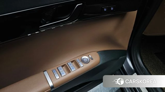 Hyundai Grandeur Hybrid (GN7) id 4427652 из Кореи 8