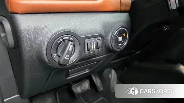 Maserati Ghibli id 3641788 из Кореи 8