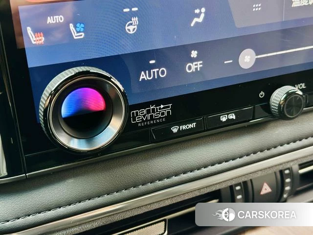 Lexus LM id 4261309 из Китая 8
