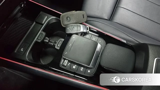 Mercedes-Benz GLA - Class H247 id 3367603 из Кореи 8