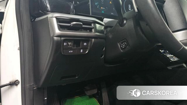 Hyundai Grandeur (GN7) id 4499795 из Кореи 8