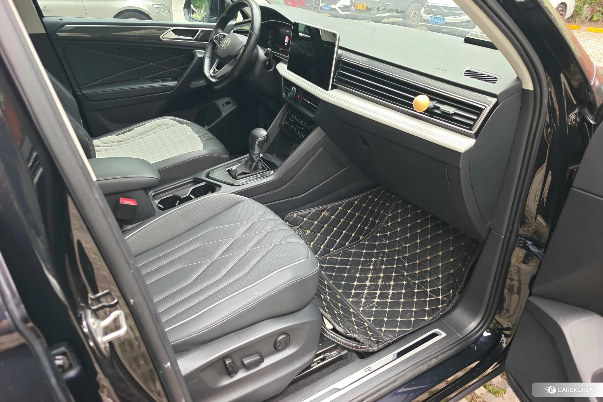 Volkswagen Tiguan L id 4455883 из Китая 8