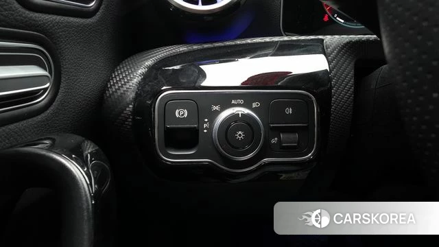 Mercedes-Benz A-Class W177 id 3833895 из Кореи 8