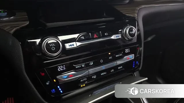 Ford Explorer 6th Generation id 3208543 из Кореи 8