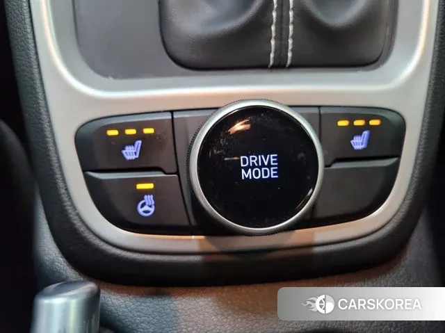 Hyundai Venue id 3060345 из Кореи 8