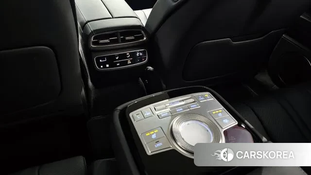 Genesis Electrified G80 (RG3) id 3411665 из Кореи 8