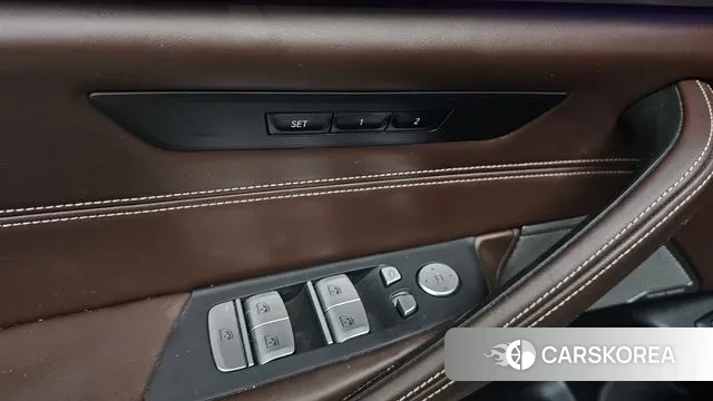 BMW 5 Series (G30) id 3044759 из Кореи 8