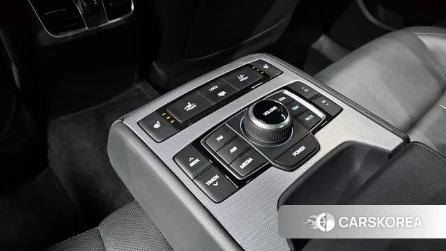 Genesis G80 id 3541333 из Кореи 8