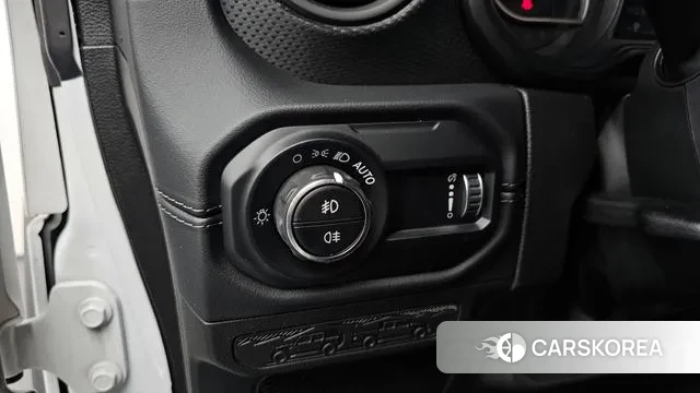 Jeep Wrangler (JL) id 3751044 из Кореи 8